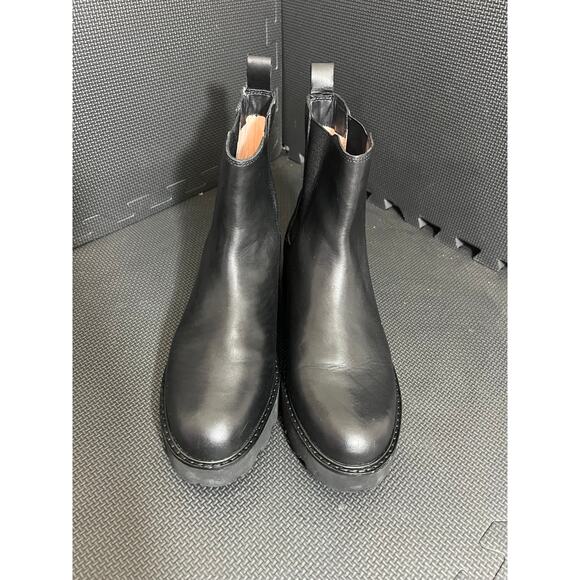 J.CREW LUG-SOLE CHELSEA BOOTS IN‎ LEATHER BLACK CHUNKY GRUNGE MOTO SIZE 10M - Picture 2 of 9